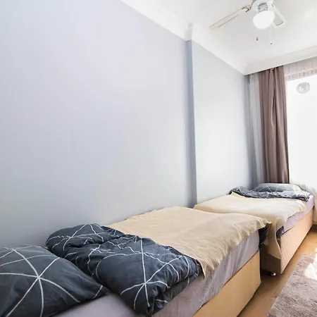 Pangalti 1 Apartment *